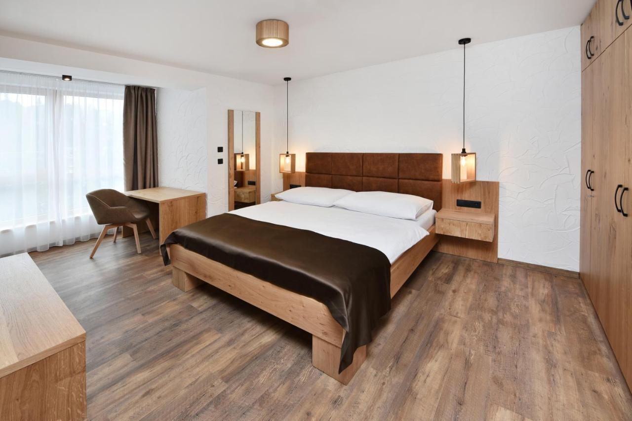 Aplend Hotel Ovruc Štrbské Pleso エクステリア 写真