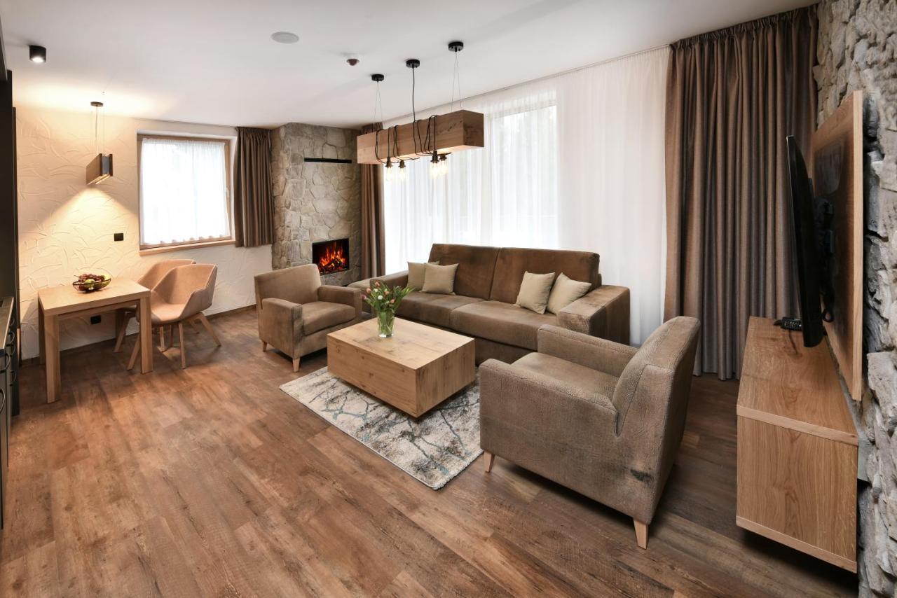 Aplend Hotel Ovruc Štrbské Pleso エクステリア 写真