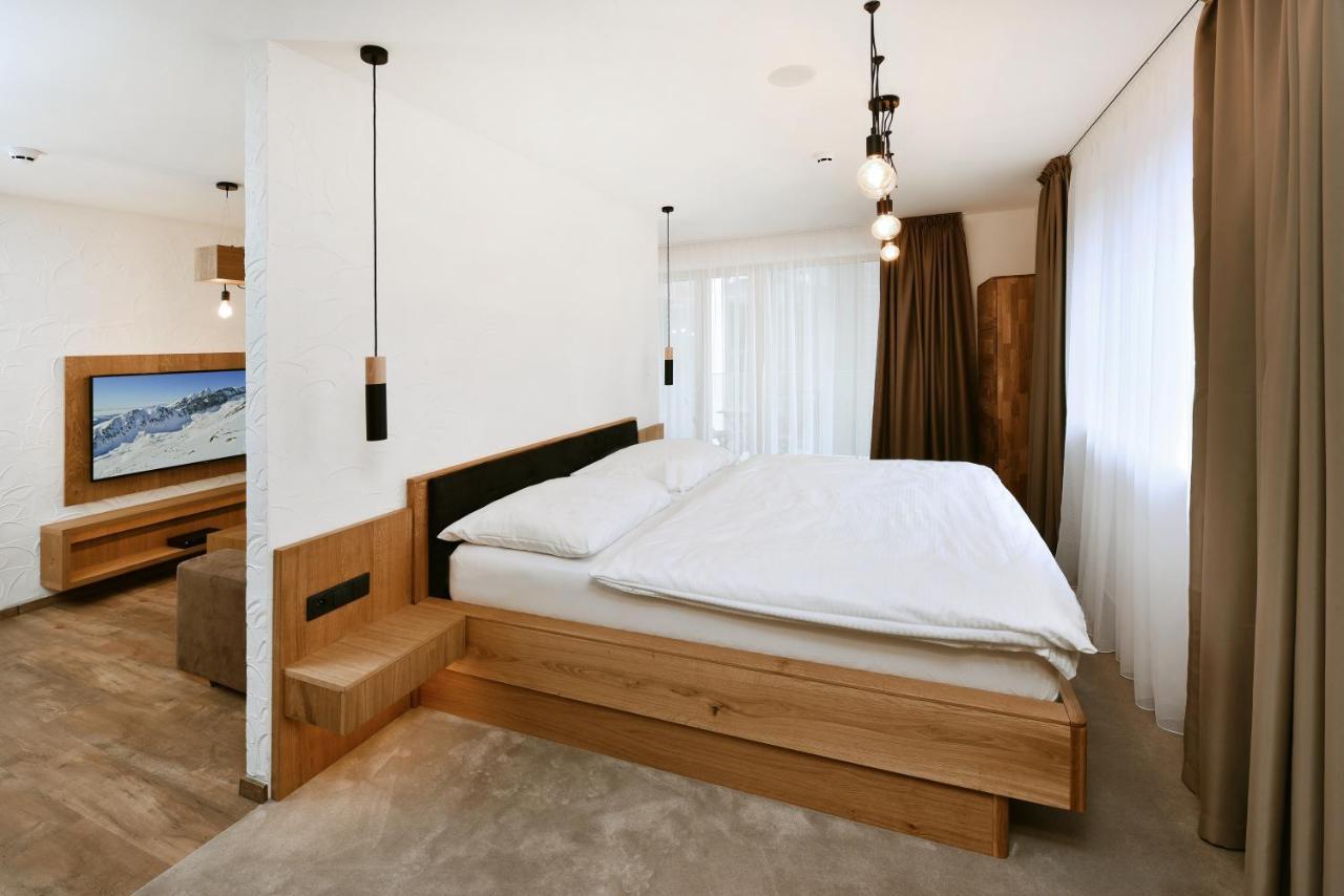 Aplend Hotel Ovruc Štrbské Pleso エクステリア 写真