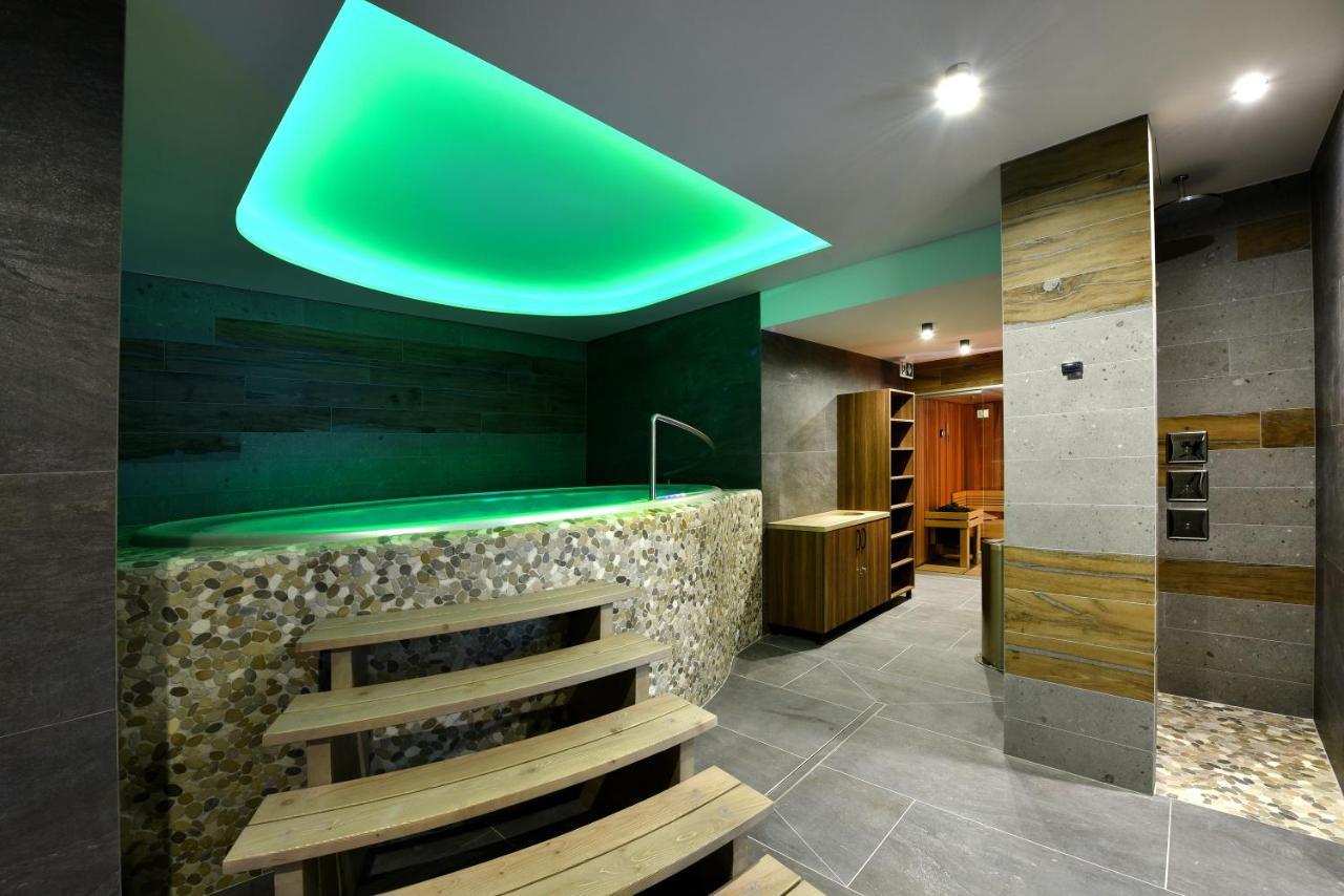 Aplend Hotel Ovruc Štrbské Pleso エクステリア 写真