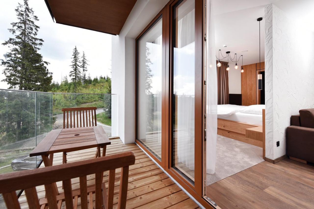 Aplend Hotel Ovruc Štrbské Pleso エクステリア 写真