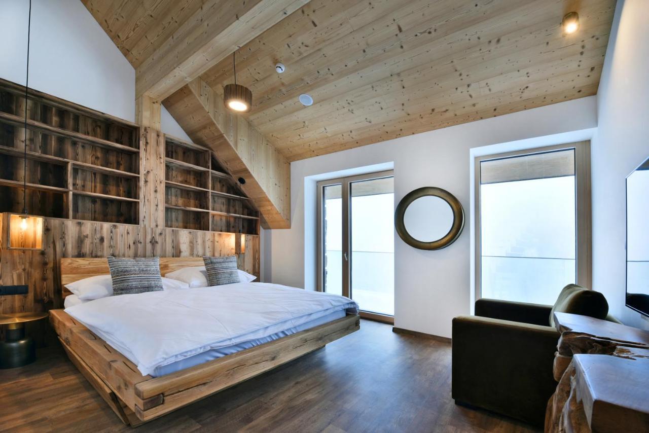 Aplend Hotel Ovruc Štrbské Pleso エクステリア 写真