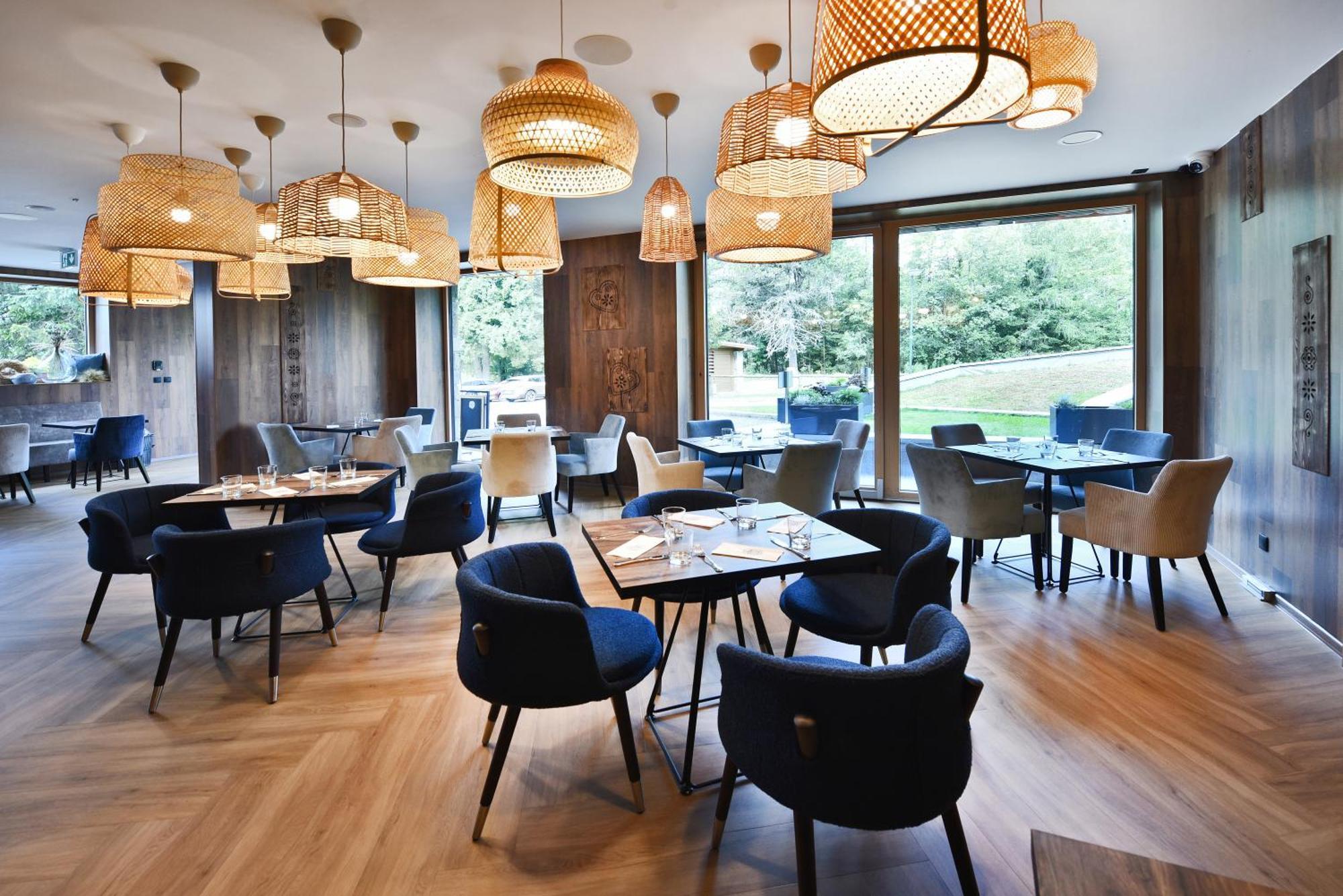 Aplend Hotel Ovruc Štrbské Pleso エクステリア 写真